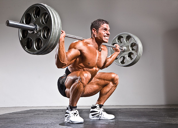 Testosteron ve büyüme hormonunun en büyük kaynağı squat'tır.
