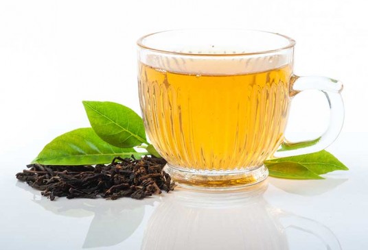 Yeşil Çay metabolizmanızı hızlandırarak yağ yakımını arttırır.